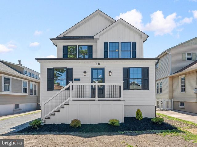 28 CENTRAL AVE, Audubon, NJ 08106