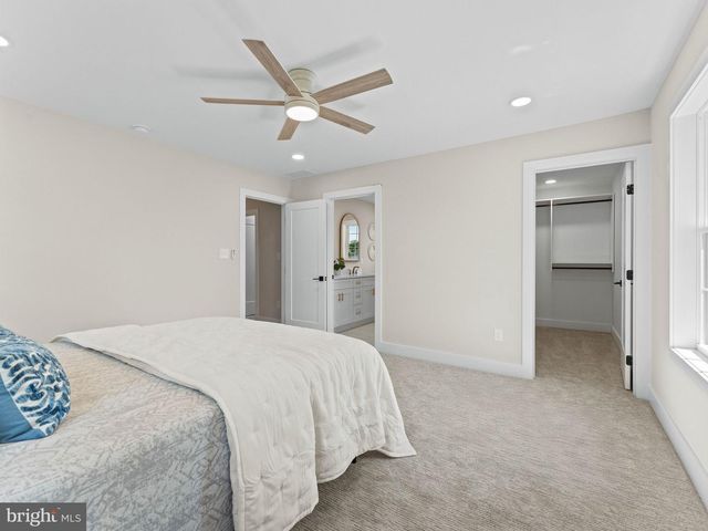 28 CENTRAL AVE, Audubon, NJ 08106