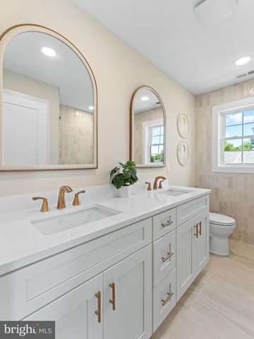 28 CENTRAL AVE, Audubon, NJ 08106