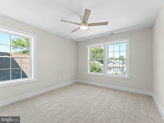 28 CENTRAL AVE, Audubon, NJ 08106