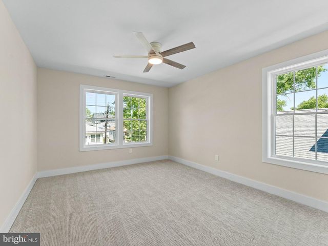 28 CENTRAL AVE, Audubon, NJ 08106