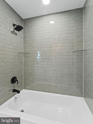 28 CENTRAL AVE, Audubon, NJ 08106