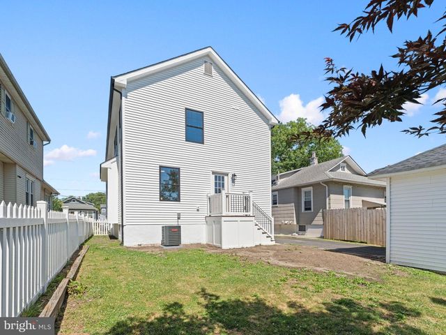 28 CENTRAL AVE, Audubon, NJ 08106