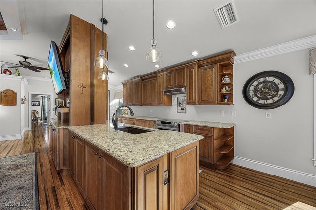 2656 Astwood CT, Cape Coral, FL 33991