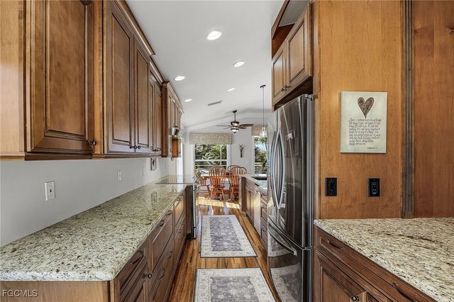 2656 Astwood CT, Cape Coral, FL 33991