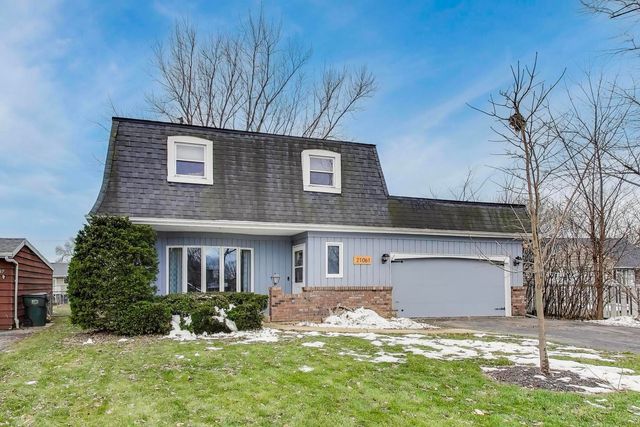 21061 W Marion Avenue, Mundelein, IL 60060