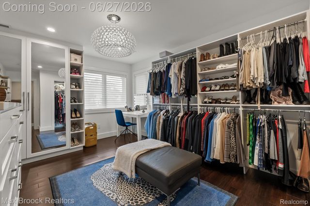 7400 Parkstone Lane, Bloomfield Charter Township, MI 48301