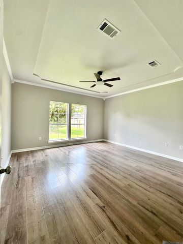 43446 Galvez Oaks Dr, Prairieville, LA 70769