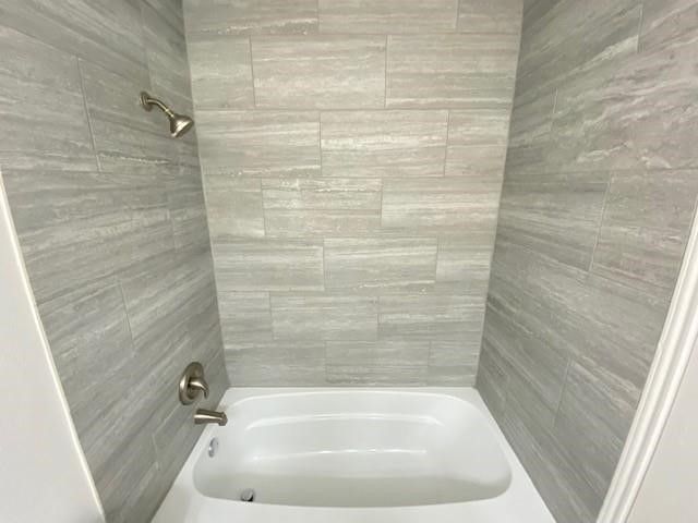 2929 Hilltop Drive, Euless, TX 76039