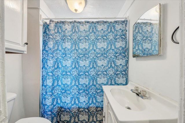 916 Madison AVE NW, Roanoke, VA 24016