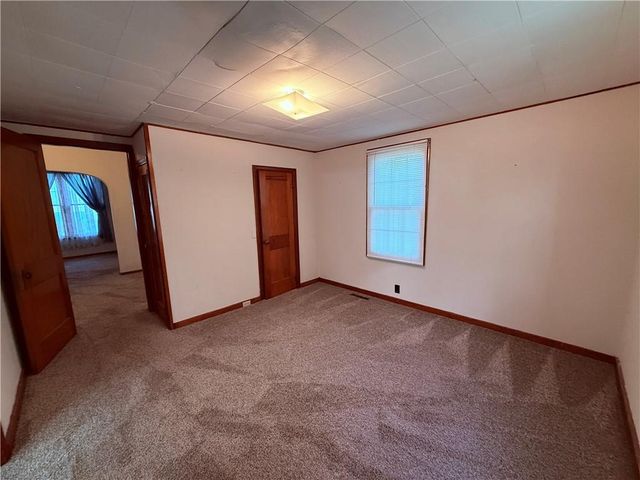 924 Kearney Street, Atchison, KS 66002