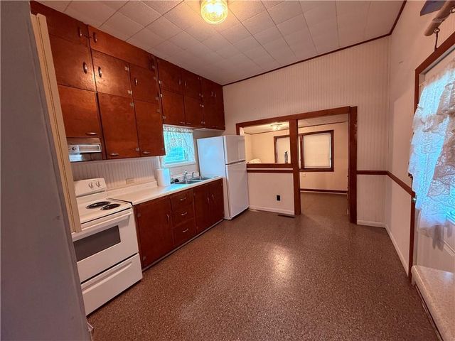 924 Kearney Street, Atchison, KS 66002