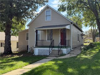 924 Kearney Street, Atchison, KS 66002