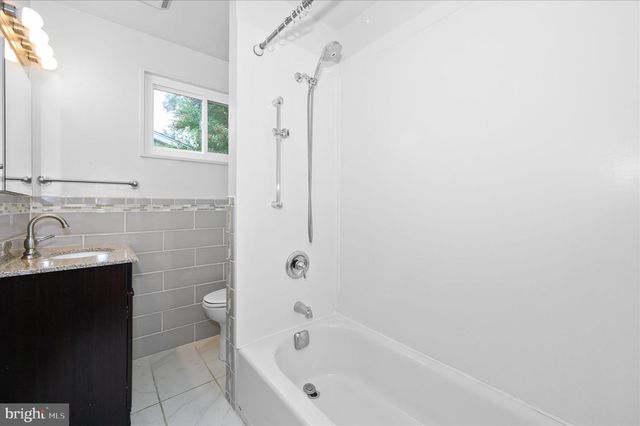 11110 ROCK RD, Rockville, MD 20852