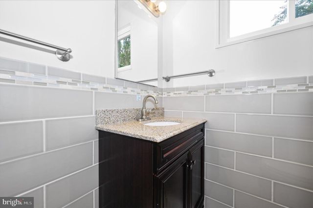 11110 ROCK RD, Rockville, MD 20852