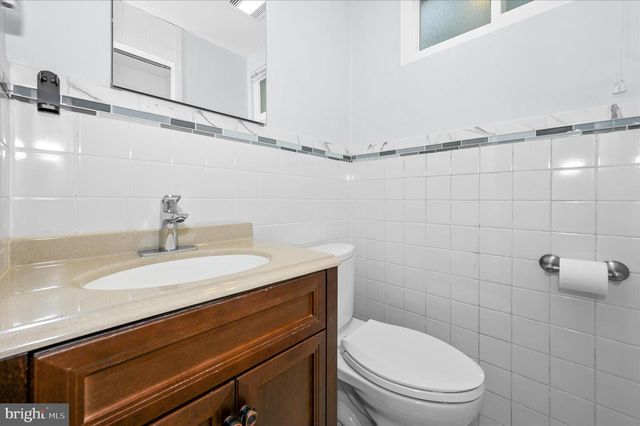 11110 ROCK RD, Rockville, MD 20852