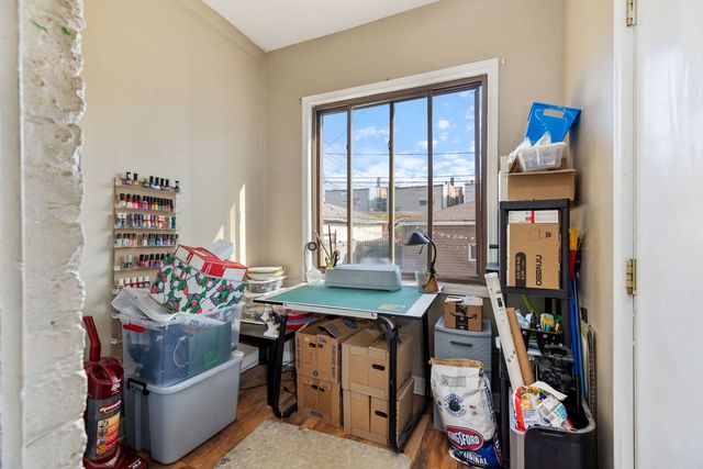 4519 N TROY Street, Chicago, IL 60625