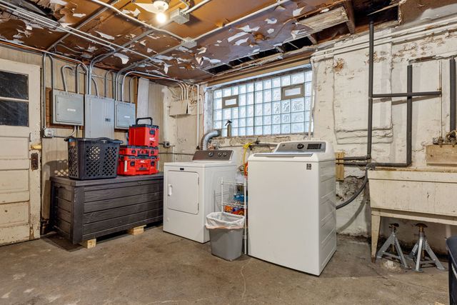 4519 N TROY Street, Chicago, IL 60625