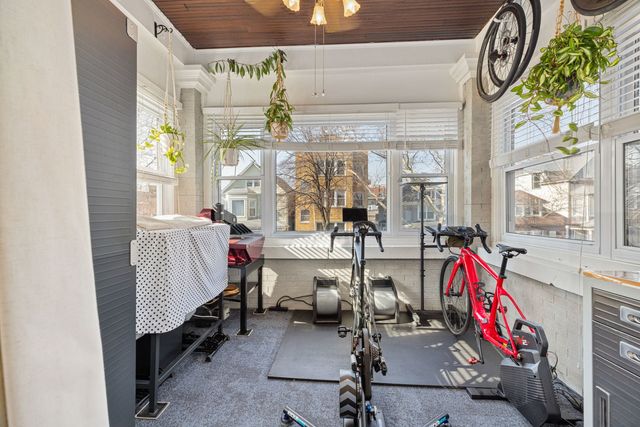 4519 N TROY Street, Chicago, IL 60625