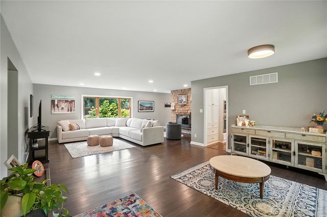 6342 Seton Hill Street, Washington Twp, OH 45459