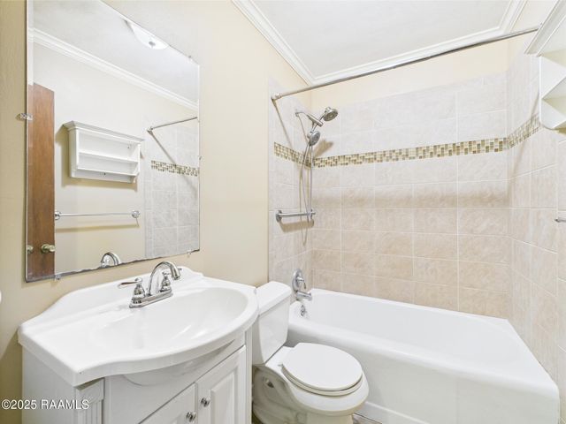 109 Indian Mound Road, Lafayette, LA 70501