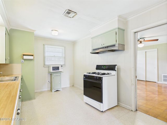 109 Indian Mound Road, Lafayette, LA 70501