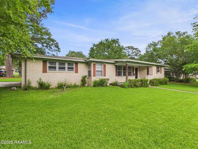 109 Indian Mound Road, Lafayette, LA 70501