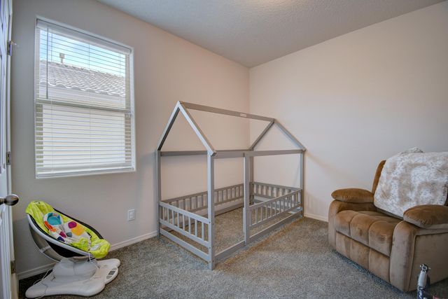 1043 Vallecito Loop NW, Los Lunas, NM 87031