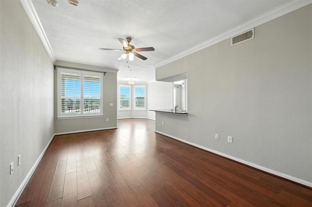 7575 Kirby Drive 2204, Houston, TX 77030