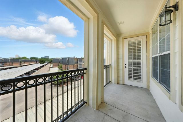 7575 Kirby Drive 2204, Houston, TX 77030