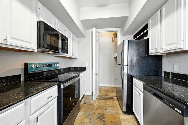 7575 Kirby Drive 2204, Houston, TX 77030