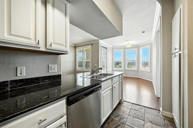 7575 Kirby Drive 2204, Houston, TX 77030