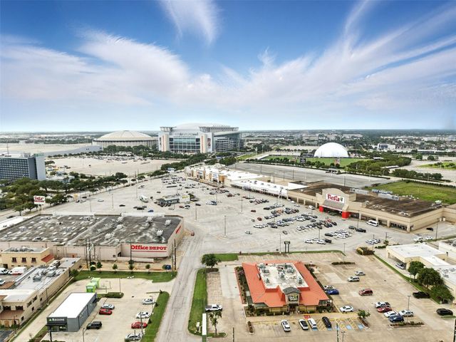 7575 Kirby Drive 2204, Houston, TX 77030