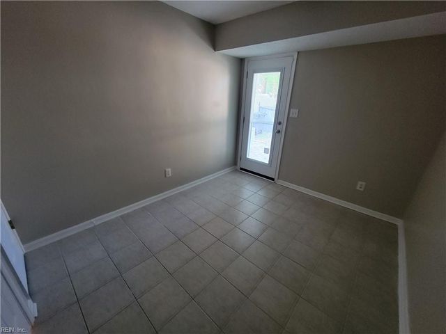 14 Treebark PL, Hampton, VA 23666