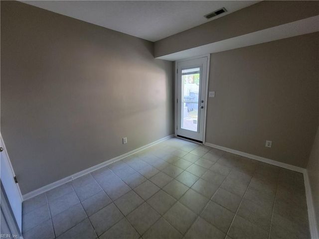 14 Treebark PL, Hampton, VA 23666