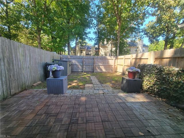 14 Treebark PL, Hampton, VA 23666