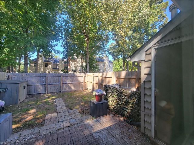 14 Treebark PL, Hampton, VA 23666