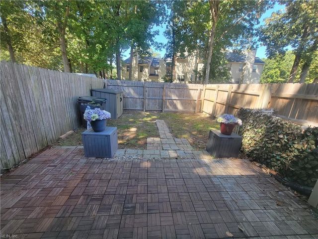 14 Treebark PL, Hampton, VA 23666