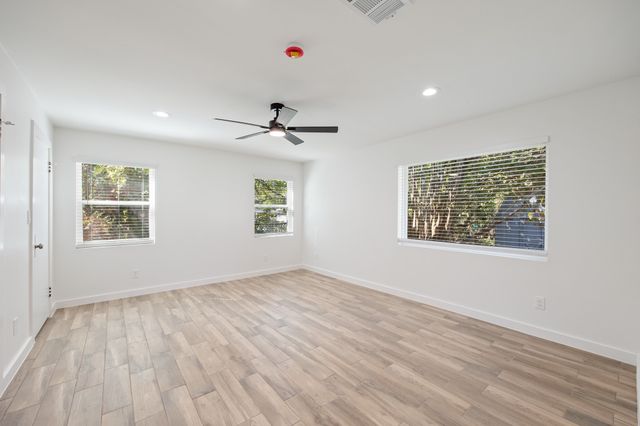 1606 N Woods Street, Sherman, TX 75092