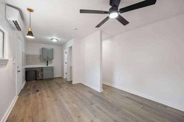 1606 N Woods Street, Sherman, TX 75092
