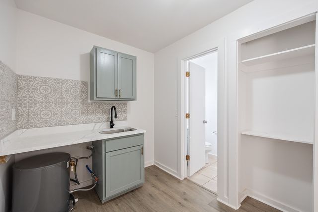 1606 N Woods Street, Sherman, TX 75092