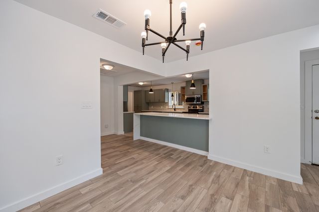 1606 N Woods Street, Sherman, TX 75092