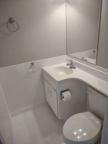 302A Dobbins Pike, Gallatin, TN 37066