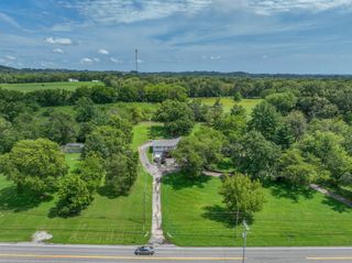 302A Dobbins Pike, Gallatin, TN 37066