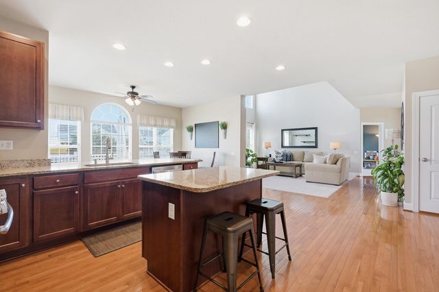 300 E FURROW LN, Newark, DE 19702
