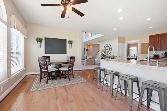 300 E FURROW LN, Newark, DE 19702