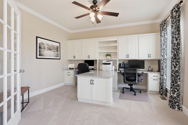 300 E FURROW LN, Newark, DE 19702