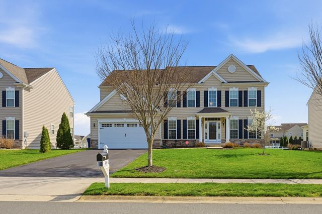 300 E FURROW LN, Newark, DE 19702