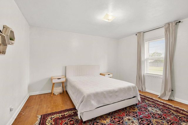 2715 W 1ST AVENUE, Appleton, WI 54914