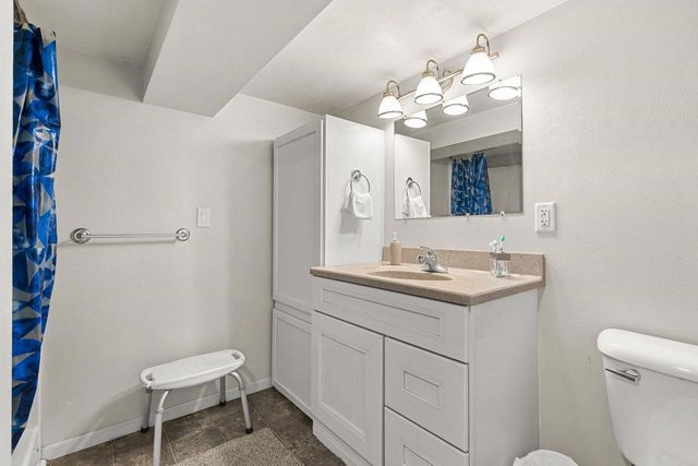 2715 W 1ST AVENUE, Appleton, WI 54914
